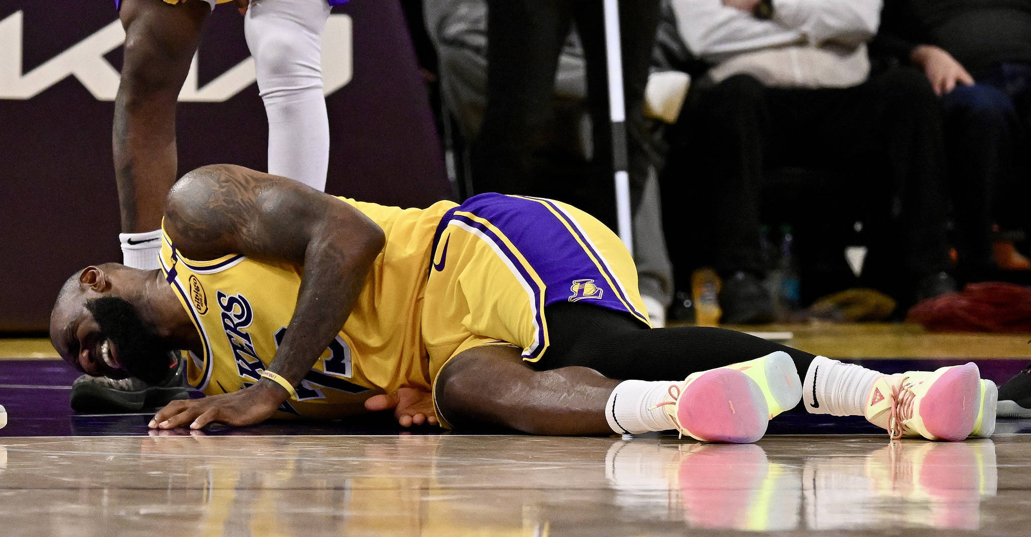 半岛综合体育官方app下载-篮球巨星詹姆斯伤情恢复良好